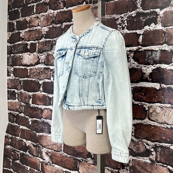 Blank NYC NWT Cropped Jacket Light Acid Wash Blue Denim Size Small - Picture 6 of 16
